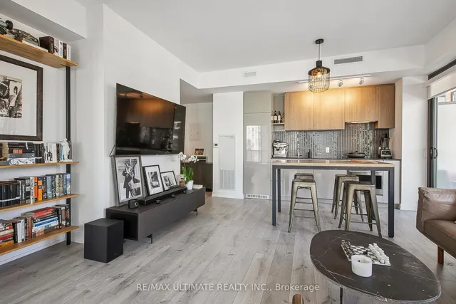 Additional image 36 of 161 Roehampton Ave Unit 601