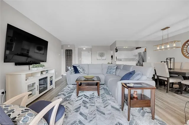 Additional image 22 of 500 Green Rd Unit 412