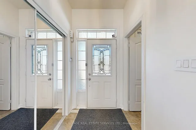 Additional image 3 of 24 Accent Circ