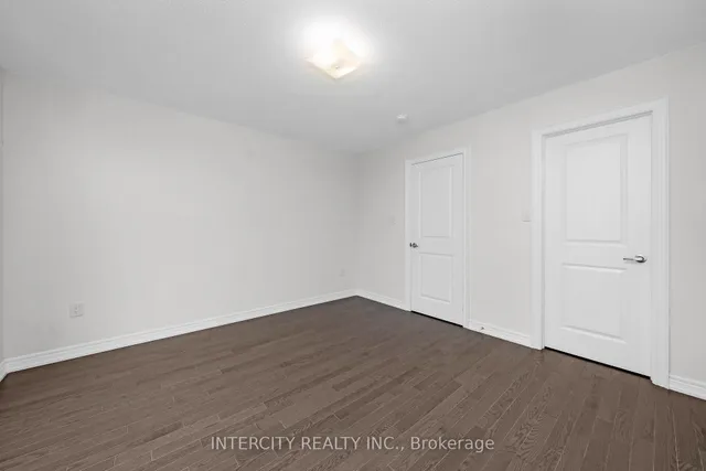 Additional image 24 of 36 Queenpost Dr