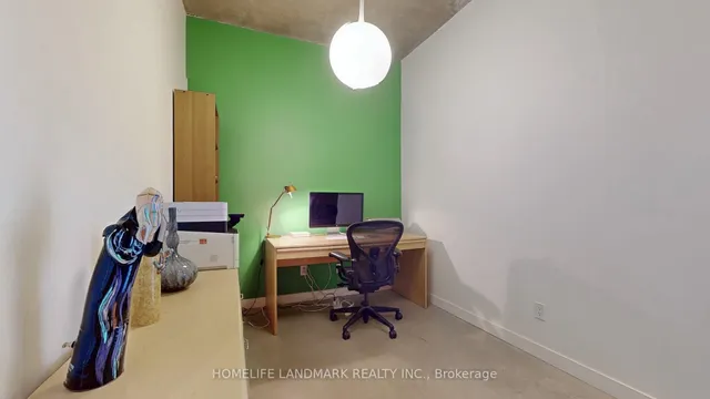 Additional image 29 of 23 Brant St Unit 712