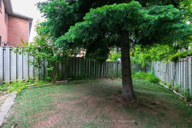 Additional image 32 of 372 Queens Dr