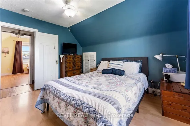 Additional image 20 of 139 Garside Ave