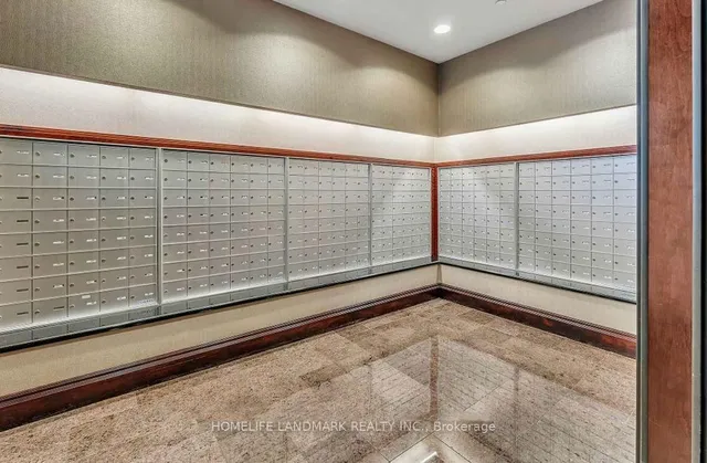 Additional image 25 of 35 Balmuto St Unit 2102