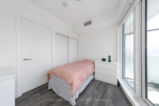 Additional image 17 of 403 Church St Unit 2205