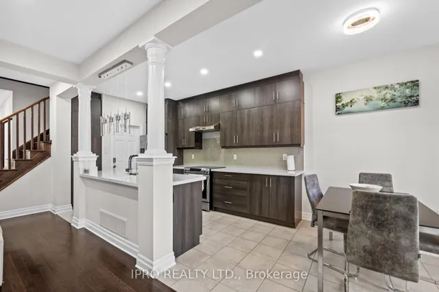 Additional image 13 of 923 Penson Cres