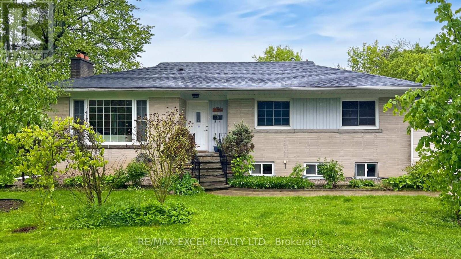 Property image for 126 LIBBY BOULEVARD|Richmond Hill (Mill Pond), Ontario L4C4V6