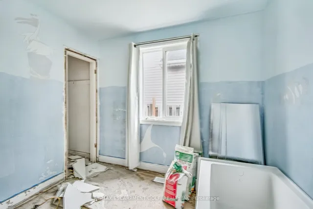 Additional image 11 of 426 Osborne St