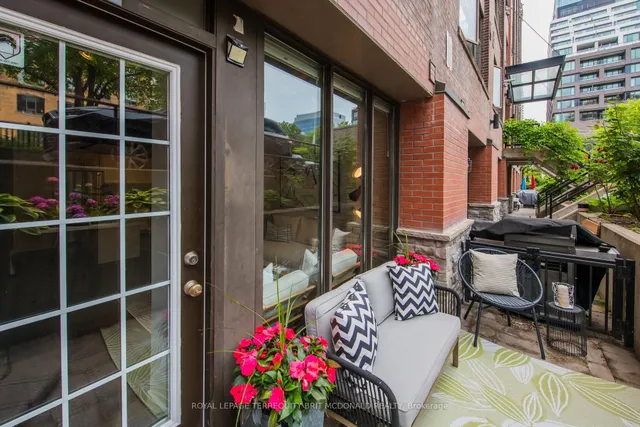 Additional image 4 of 436 Wellington St Unit 108