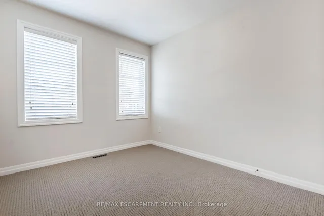 Additional image 16 of 290 Barton St Unit 17