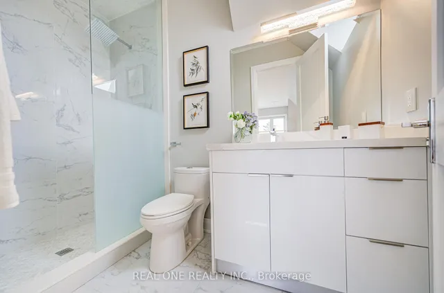 Additional image 37 of 158 Waterloo Ave