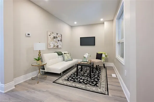 Additional image 6 of 31 Greenaway Ave