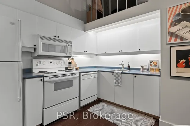 Additional image 11 of 21 Nassau St Unit 202