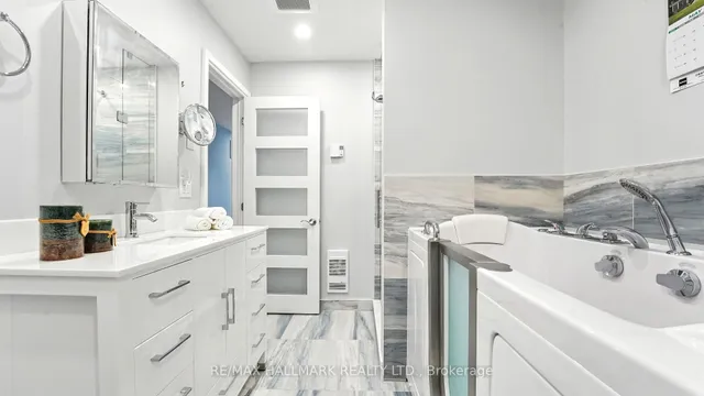 Additional image 32 of 65 Scadding Ave Unit Ph04