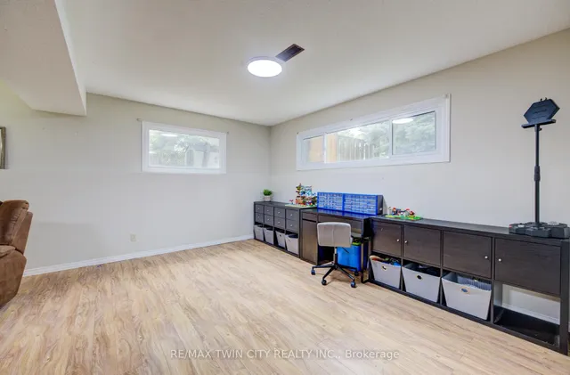 Additional image 30 of 80 Folkstone Cres