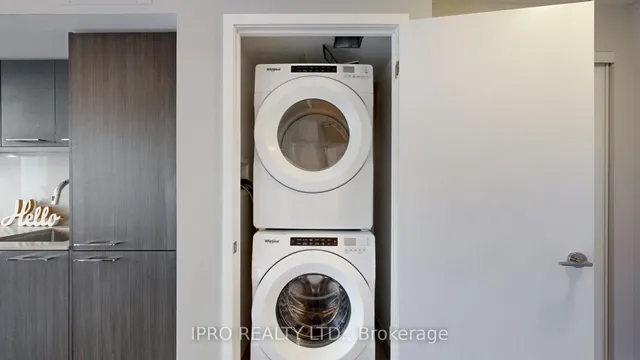 Additional image 33 of 30 Baseball Pl Unit 324