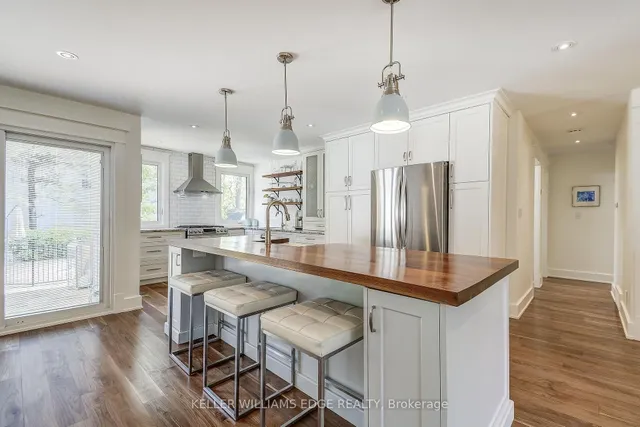 Additional image 15 of 2181 Lancaster Cres