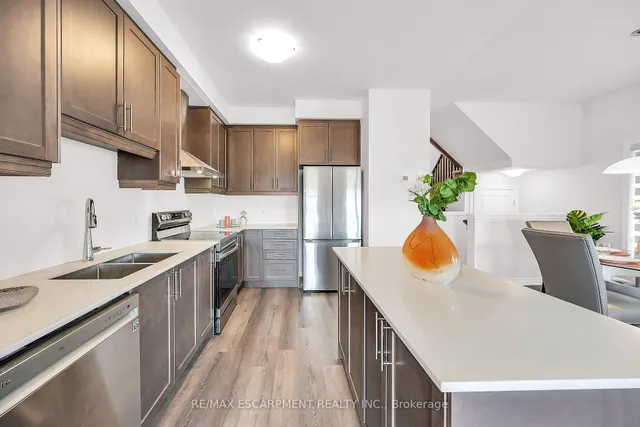 Additional image 16 of 61 SOHO St Unit 13