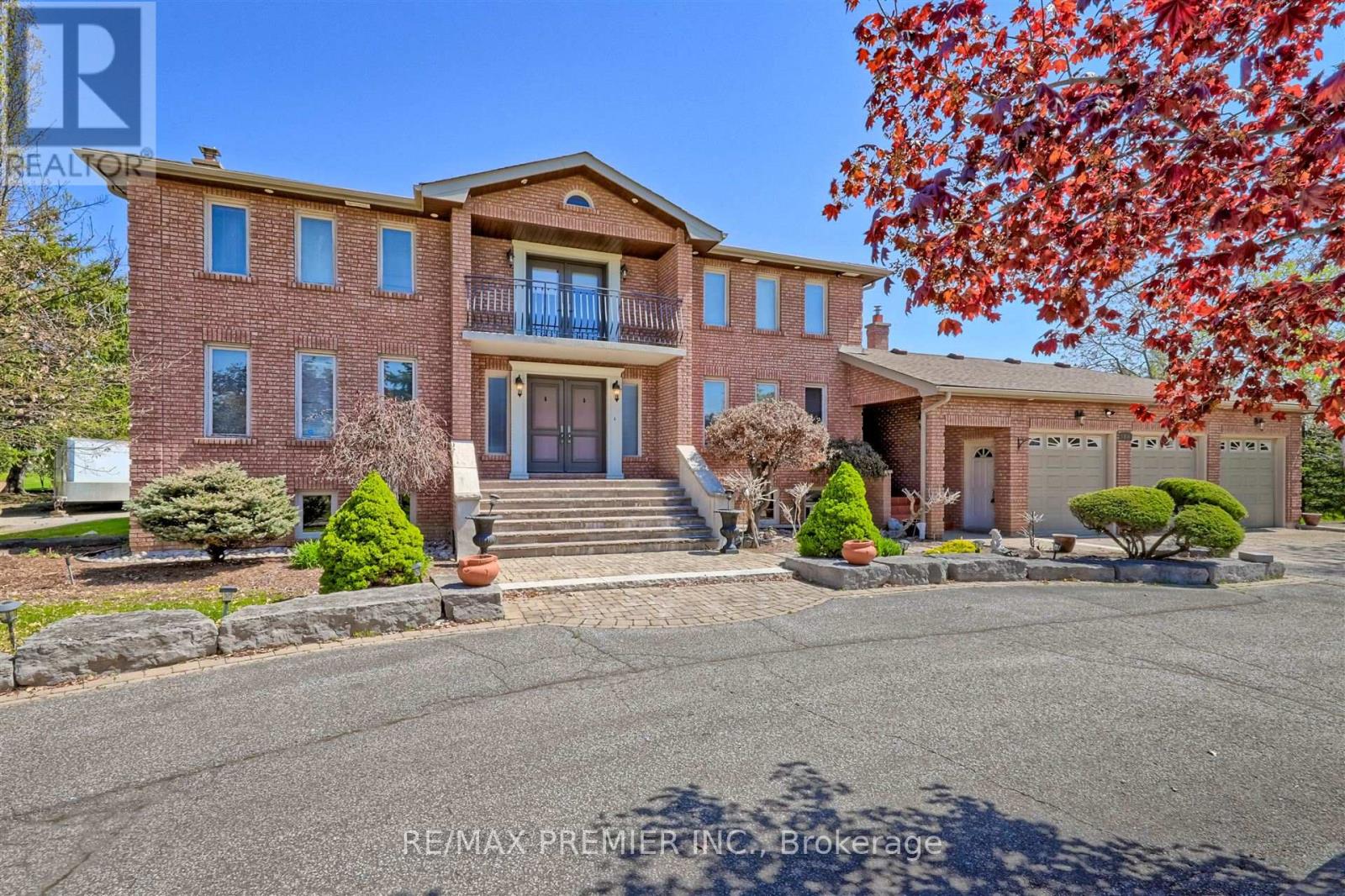 27 FENTON WAY|Brampton (Toronto Gore Rural Estate), Ontario L6P0P4