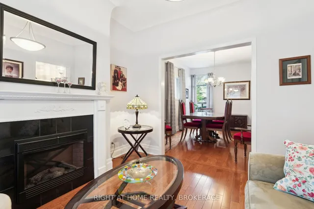 Additional image 9 of 812 Gladstone Ave