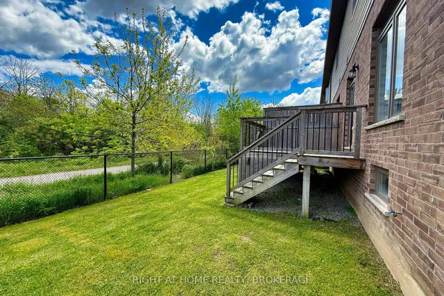 Additional image 33 of 71 Southshore Cres