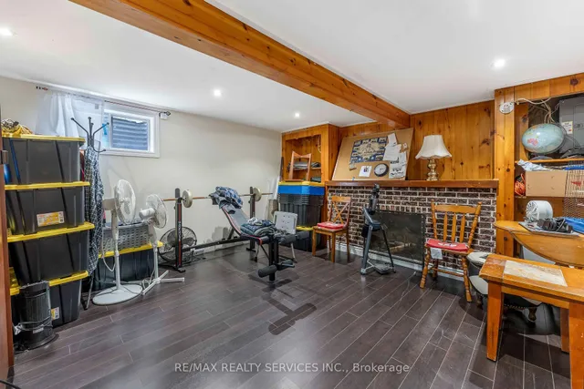 Additional image 22 of 8 Heatherside Crt