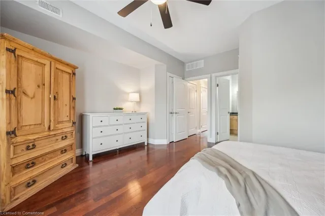 Additional image 14 of 555 King St Unit 307