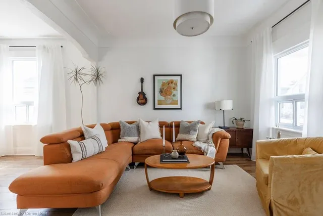 Additional image 6 of 47 Mayflower Ave