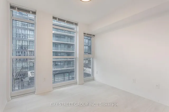 Additional image 11 of 400 Adelaide St Unit 1615