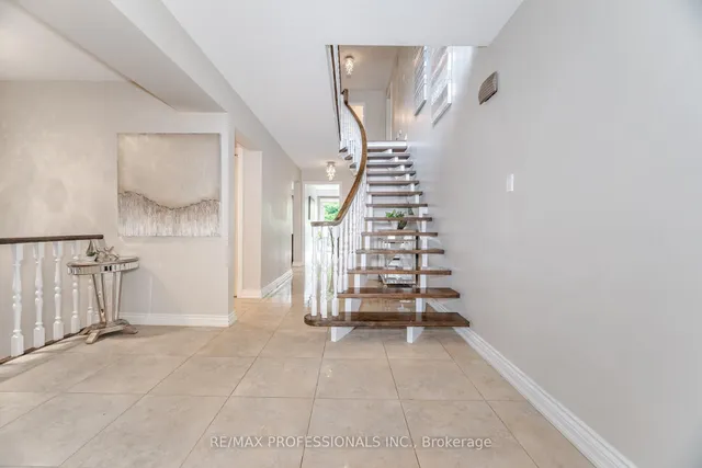 Additional image 23 of 152 Church St