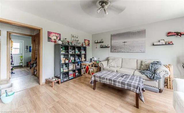 Additional image 34 of 218 Margaret Ave