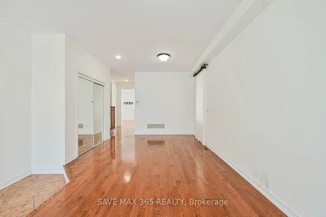 Additional image 9 of 330 Giddings Cres