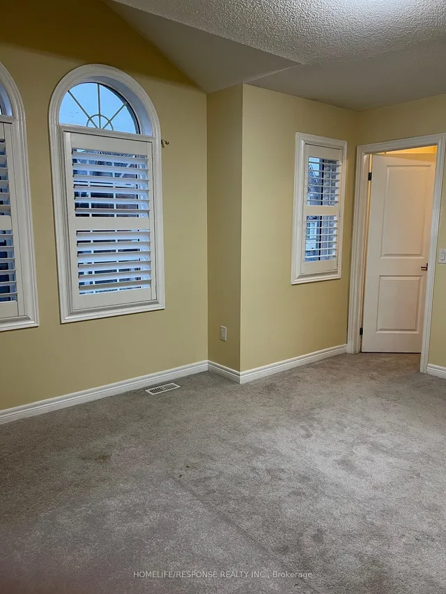 Additional image 16 of 18 FRESNEL Rd