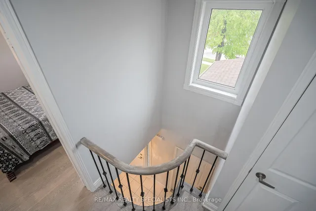 Additional image 35 of 56 Hood Cres