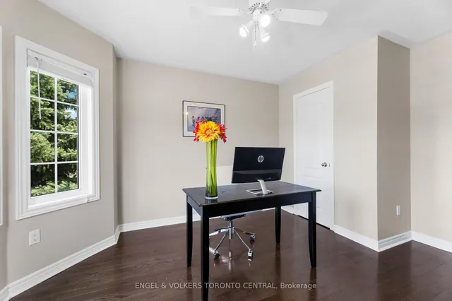 Additional image 22 of 1510 Samuelson Circ