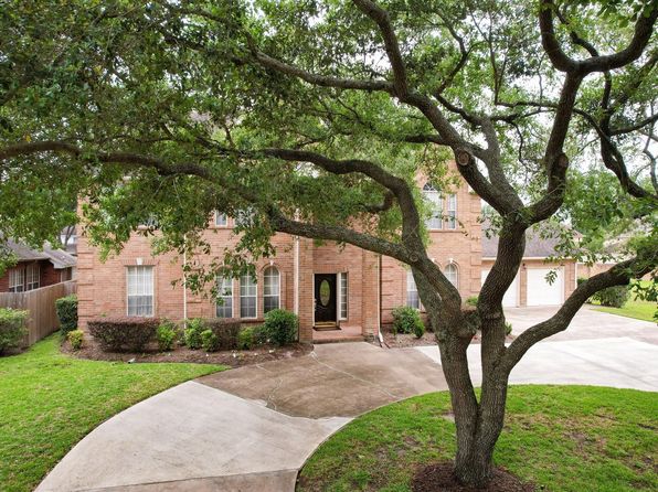 12219 Renaissance Ln, Houston, TX 77071