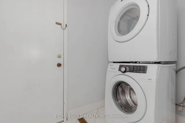 Additional image 13 of 16 Polygon Crt