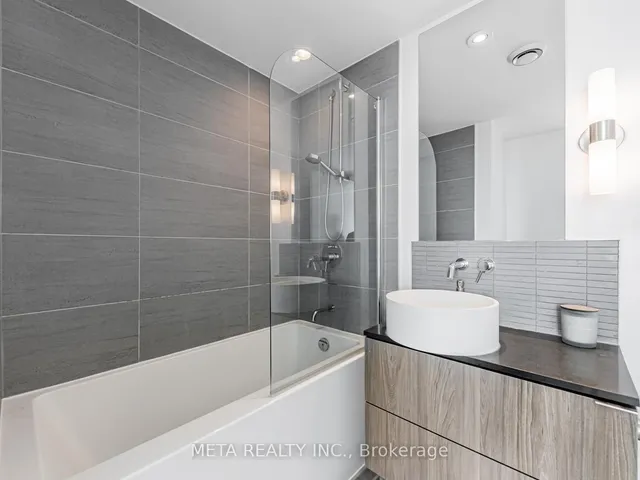 Additional image 20 of 161 Roehampton Ave Unit 2210