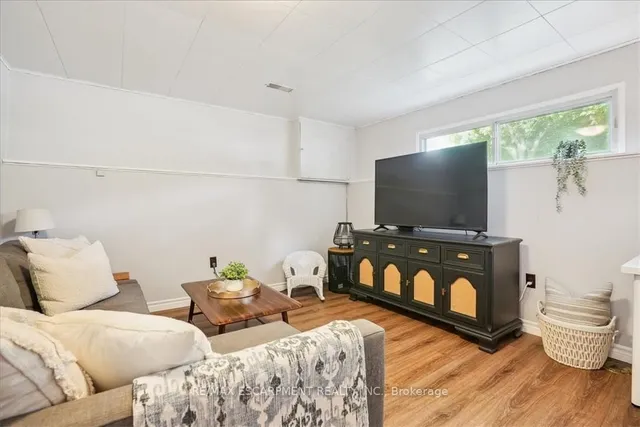 Additional image 29 of 2256 Sheffield Dr