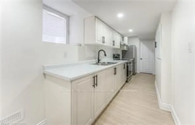 Additional image 36 of 132 Ridgemount St