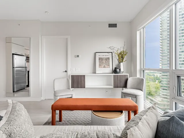 Additional image 9 of 2220 Lakeshore Blvd Unit 1802