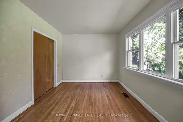 Additional image 19 of 559 Westview Ave