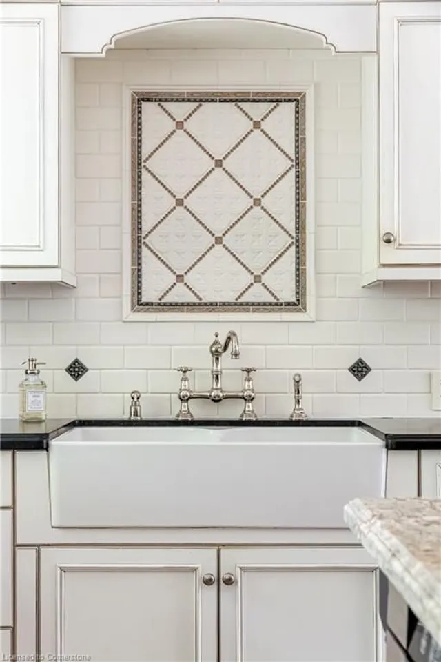 Additional image 11 of 50 South St