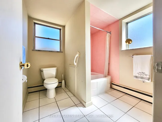 Additional image 22 of 38 Charlton Ave Unit 204