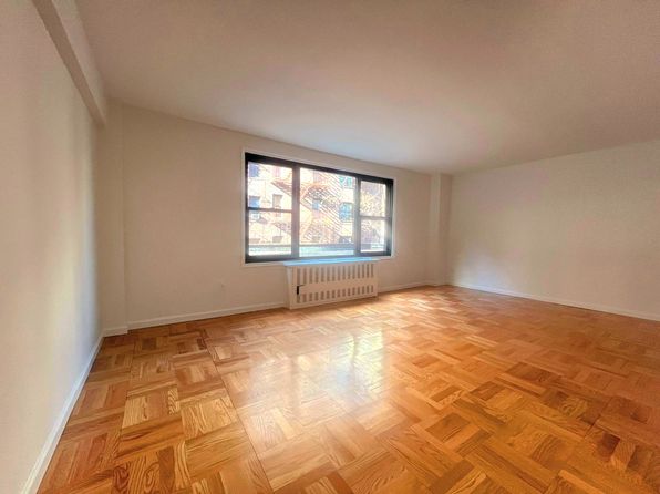 2835 Webb Ave APT 2B, Bronx, NY 10468