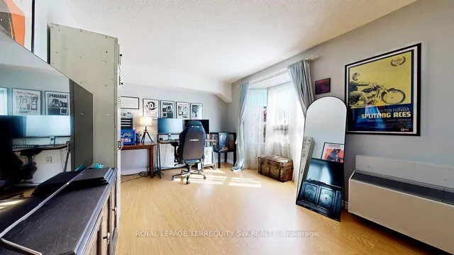 Additional image 20 of 3835 Lake Shore Blvd Unit 210