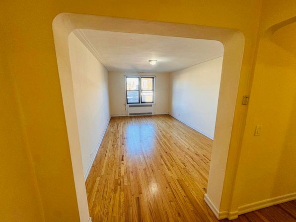 10 Hillside Ave APT 6G, New York, NY 10040