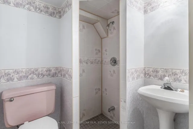 Additional image 22 of 948 Upper Sherman Ave