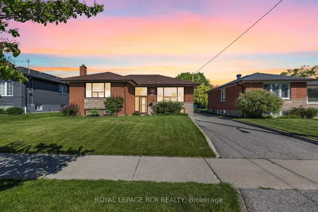 26 Ludstone Dr