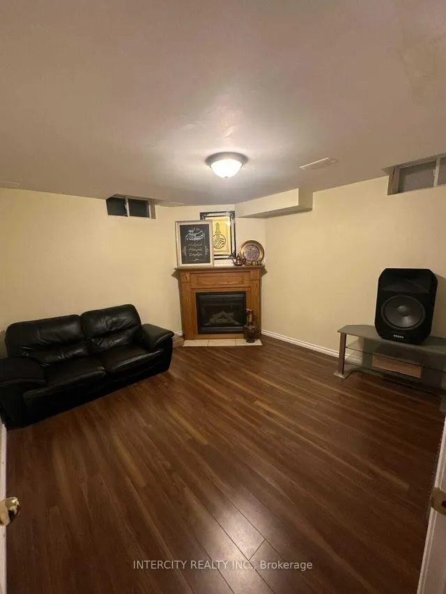 Additional image 48 of 18 Snowshoe Lane